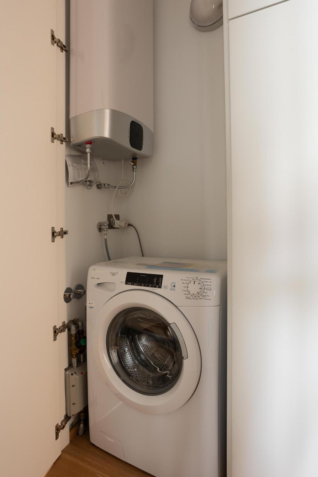 Apartment 51 Con Terrazzo A 50 Mt Dal - Private Parking (adults Only) *