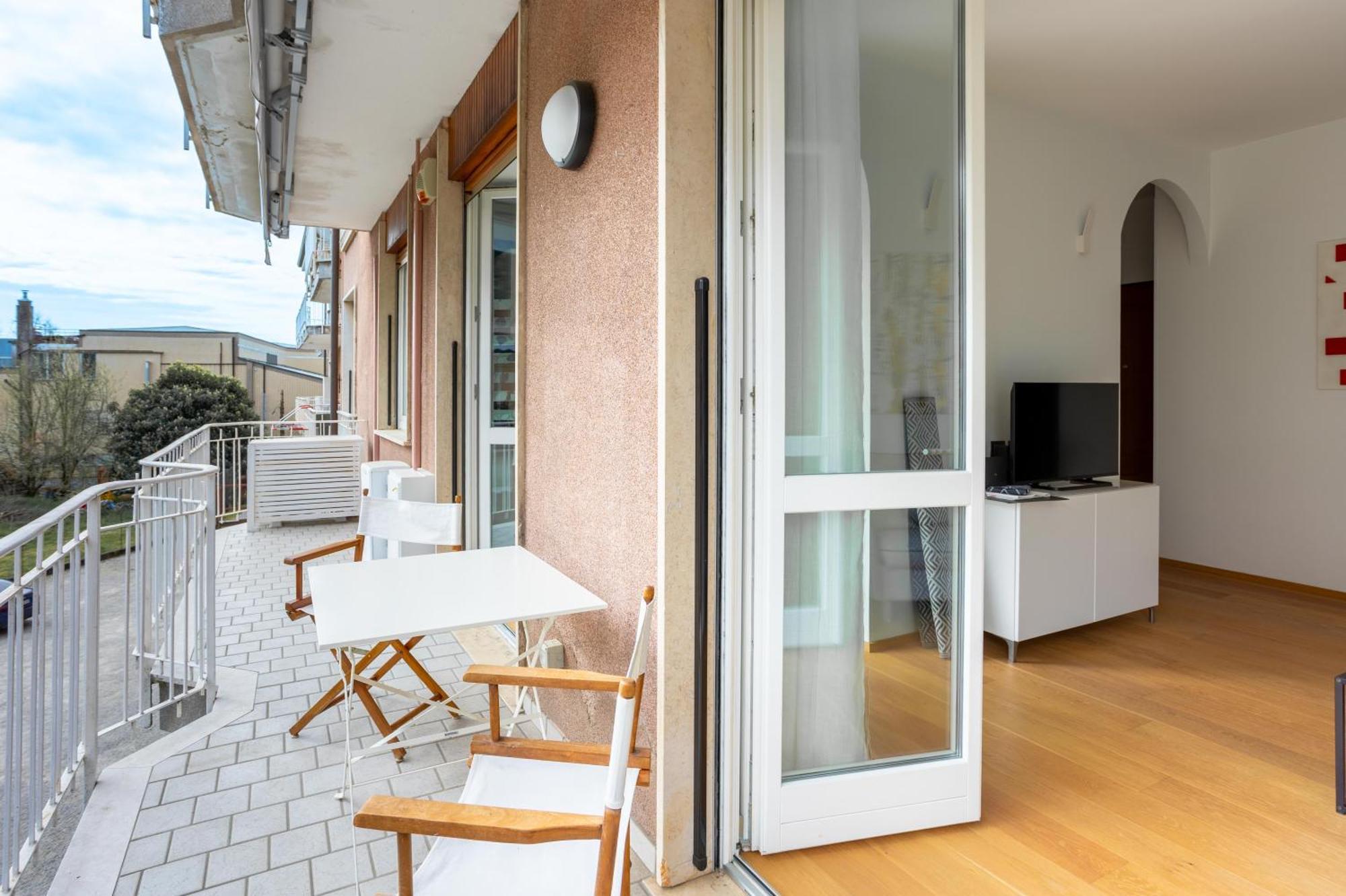 51 Con Terrazzo A 50 Mt Dal - Private Parking (adults Only) Apartment